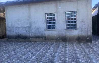 Imagem 2: Casa 200 metros do mar. 300m² de Área, 2 Banheirose2 Dormitórios