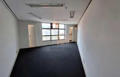 Imagem: O depósito possui 45m² de Área e está localizado em Lourdes