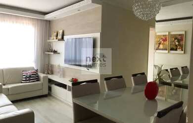 Imagem: O apartamento possui 2 Dormitórios, 2 Banheiros, 2 Vagas na