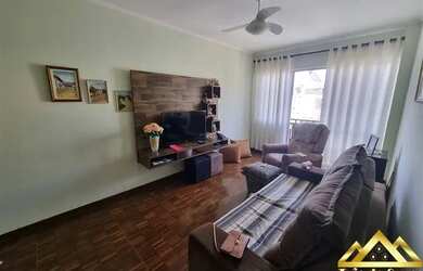 Imagem: O apartamento possui 1 Dormitório, 1 Banheiro, 1 Vaga na garagem