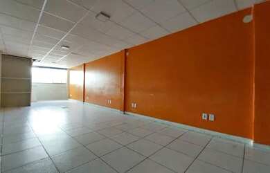 Imagem: O depósito possui 30m² de Área e está localizado em Campo