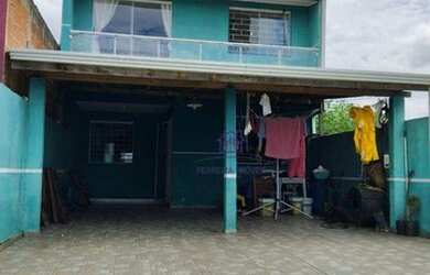 Imagem: A casa possui 2 Dormitórios, 2 Banheiros, 4 Vagas na garagem