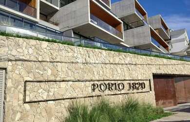 Imagem: O depósito possui 3 Vagas na garagem, 220m² de Área e está