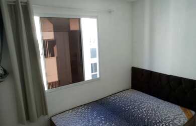 Imagem: O apartamento possui 2 Dormitórios, 1 Banheiro, 1 Vaga na garagem