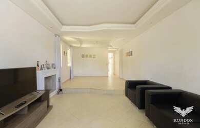 Imagem 8: Casa em ALMIRANTE TAMANDARÉ com 180m²