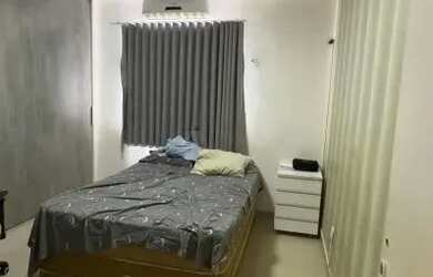 Imagem: A casa possui 3 Dormitórios e 1 Banheiro e está localizado