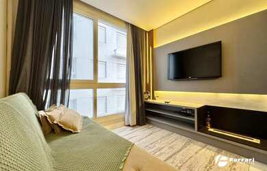 Imagem: O apartamento possui 1 Dormitório, 1 Banheiro, 1 Vaga na garagem