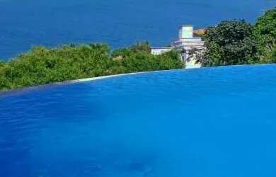 Imagem: A casa em condomínio possui 4 Dormitórios, 5 Banheiros, 3