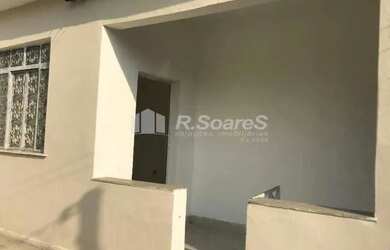 Imagem: A casa em condomínio possui 2 Dormitórios, 1 Banheiro, 2 Vagas