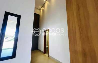 Imagem 2: Casa em condomínio para aluguel, 3 quartos, 3 suítes, 5 vagas, Jardim...