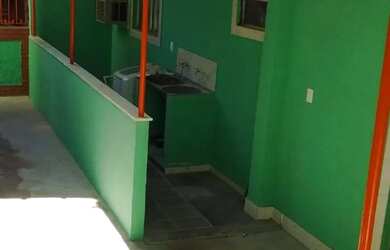 Imagem: A casa em condomínio possui 1 Dormitório, 1 Banheiro, 67m²