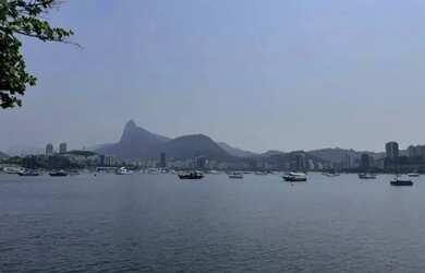 Imagem: A casa para alugar possui 4 Dormitórios, 4 Banheiros, 1 Vaga