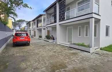 Imagem: A casa em condomínio possui 3 Dormitórios, 3 Banheiros, 2