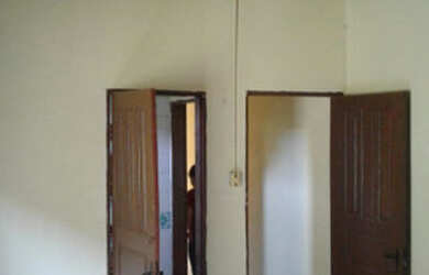 Imagem: A casa possui 2 Dormitórios, 1 Banheiro, 1 Vaga na garagem