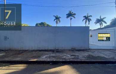 Imagem 1: Casa à venda por R$ 400.000 - Parque Residencial Aeroporto - Maringá/PR