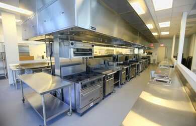 Imagem: O depósito possui 325m² de Área e está localizado em Centro