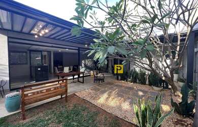 Imagem: A casa em condomínio à venda possui 3 Dormitórios, 1 Banheiro