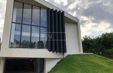 Imagem 2: SANTANA DE PARNAÍBA - Casa de Condomínio - Tamboré 11