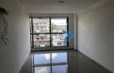 Imagem: O depósito possui 1 Vaga na garagem e 25m² de Área e está