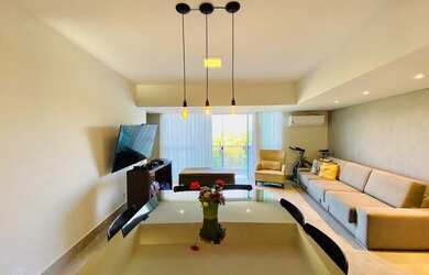 Imagem: A casa possui 3 Dormitórios, 2 Banheiros, 4 Vagas na garagem