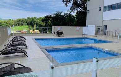 Imagem: O apartamento possui 2 Dormitórios, 2 Banheiros, 2 Vagas na