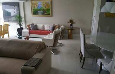 Imagem: O apartamento possui 3 Dormitórios, 3 Banheiros, 2 Vagas na