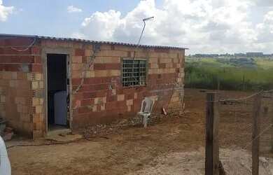 Imagem 1: Vendo lote no Incra 7. 500m² de Área, 4 Vagas na garageme2 Dormitórios