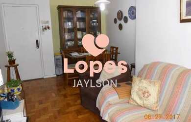 Imagem: O apartamento possui 3 Dormitórios, 1 Banheiro, 1 Vaga na garagem