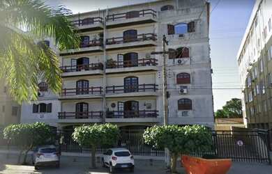 Imagem: O apartamento e possui 2 Dormitórios, Suítes, 1 Banheiro