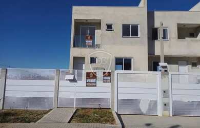 Imagem: A casa possui 3 Dormitórios, 1 Banheiro, 1 Vaga na garagem