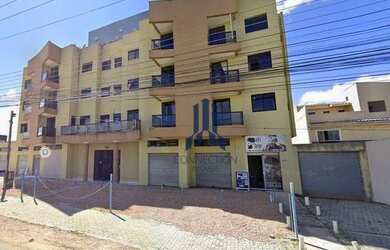 Imagem: O depósito possui 2 Vagas na garagem e 133m² de Área e está