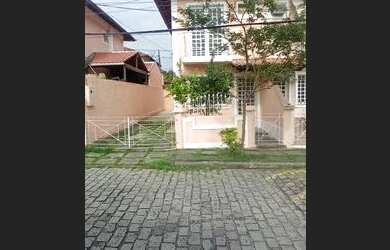 Imagem: A casa em condomínio possui 2 Dormitórios, 2 Banheiros, 1