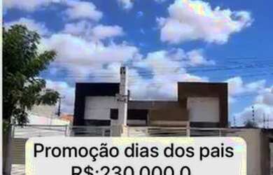 Imagem: A casa possui 2 Dormitórios, 2 Banheiros, 2 Vagas na garagem