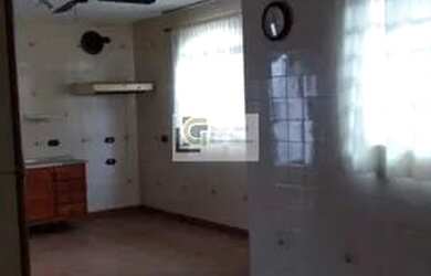 Imagem: A casa possui 3 Dormitórios, 2 Banheiros, 1 Vaga na garagem