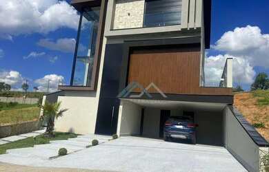 Imagem: A casa em condomínio possui 3 Dormitórios, 5 Banheiros, 4