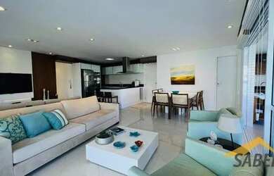 Imagem: O apartamento possui 3 Dormitórios, 1 Banheiro, 3 Vagas na