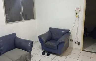 Imagem: O apartamento possui 2 Dormitórios, 1 Banheiro, 1 Vaga na garagem