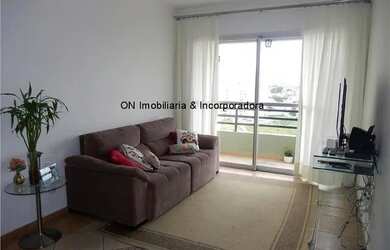 Imagem: O apartamento possui 2 Dormitórios, 1 Banheiro, 2 Vagas na