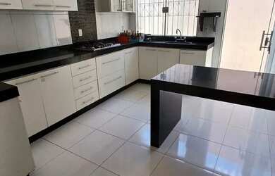 Imagem 2: Excelente casa a venda no Santa Luiza ao lado do Shopping