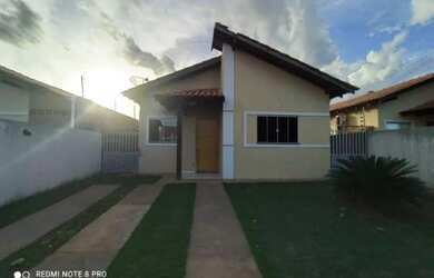 Imagem: A casa em condomínio possui 2 Dormitórios, 2 Banheiros, 2