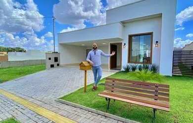 Imagem: A casa em condomínio possui 3 Dormitórios, 3 Banheiros, 4