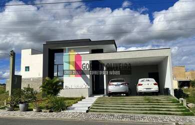 Imagem: A casa em condomínio possui 3 Dormitórios, 4 Banheiros, 2