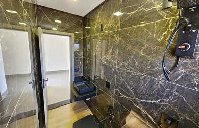 Imagem 13: Sobrado para venda possui 288 metros quadrados com 4 quartos em Jardins...