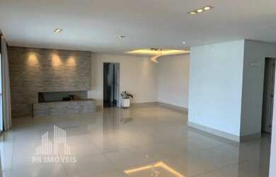 Imagem: O apartamento possui 3 Dormitórios, 5 Banheiros, 4 Vagas na