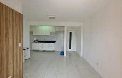 Imagem: O apartamento possui 3 Dormitórios, 2 Banheiros, 1 Vaga na