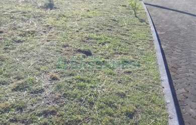 Imagem: O terreno possui 760m² de Área e está localizado em Garibaldi