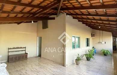 Imagem: Linda Casa à Venda no Bairro Maracanã