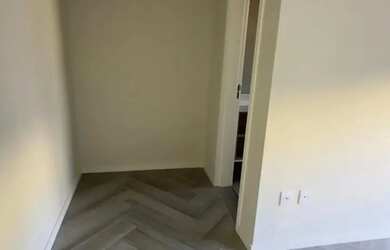 Imagem 13: Casa de Condomínio com 3 suítes, área gourmet, piscina e 4 vagas para venda com 436m²