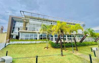 Imagem: O terreno possui 300m² de Área e está localizado em Cyrela