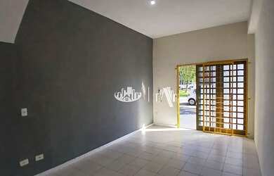 Imagem: O depósito possui 1 Vaga na garagem, 35m² de Área e está